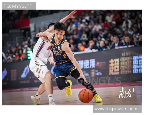 篮球明星标志背后的故事与设计理念探秘，揭示他们如何影响球迷文化与品牌形象